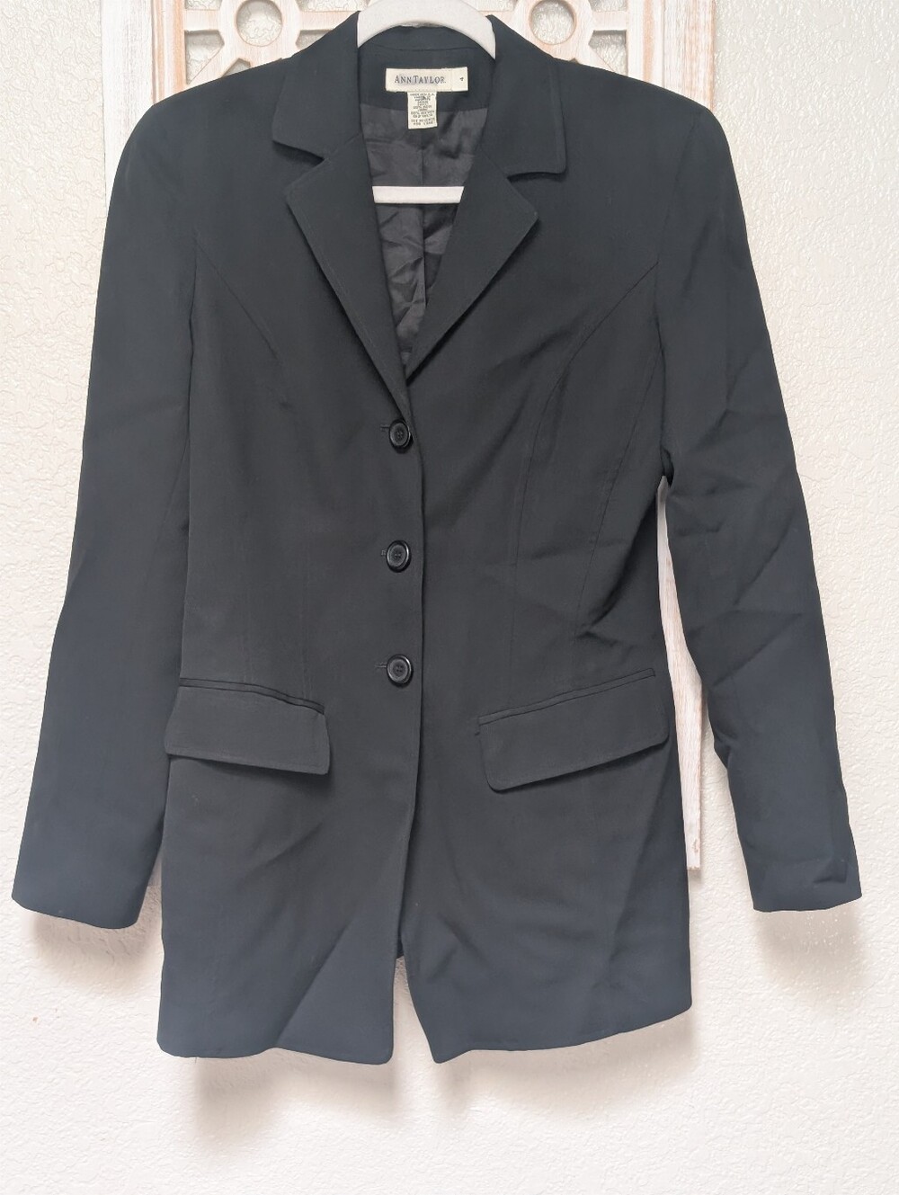 Vtg Ann Taylor Wool Black 3 Button Blazer Jacket Size 4 Long Line Career Office